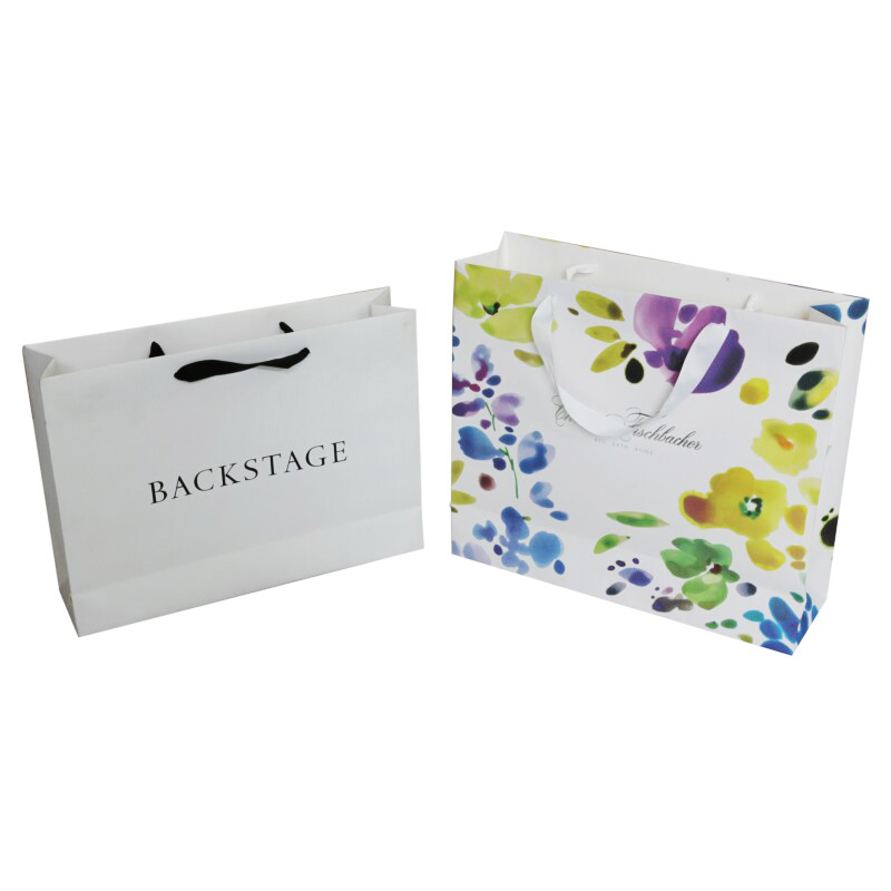 Wholesale custom logo luxury paper bags with handles